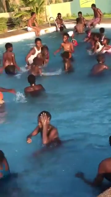 They Are Fucking in a Public Pool