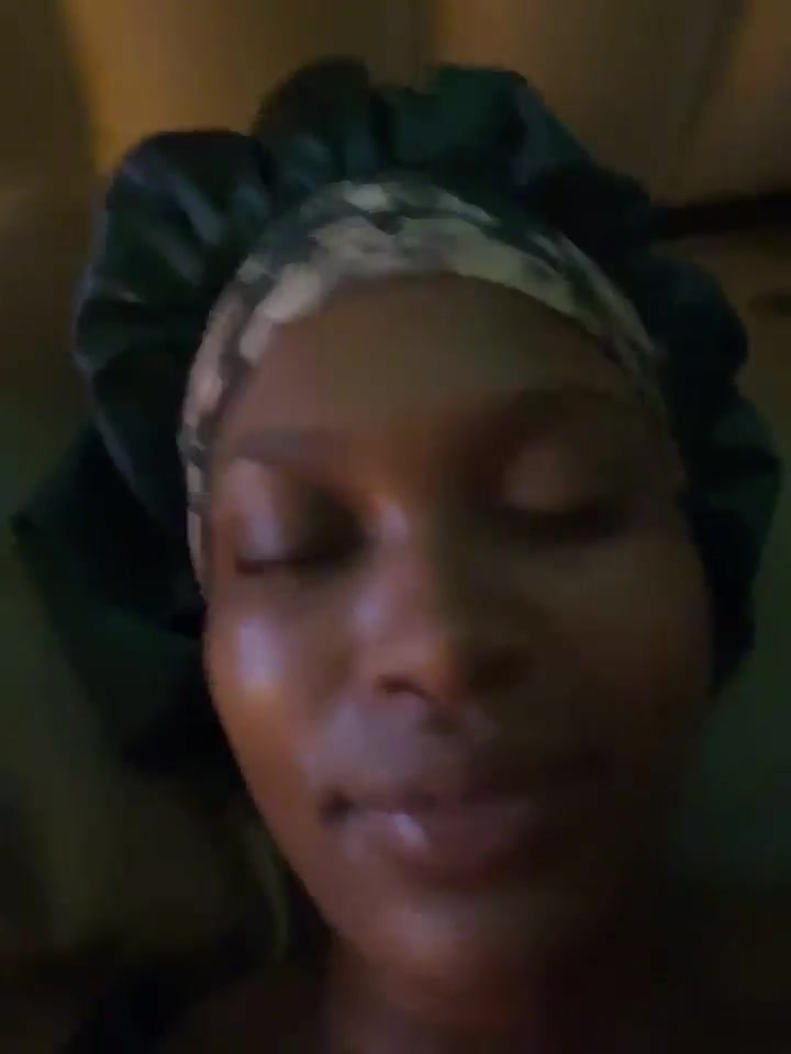 Sugababiie has nice boobs